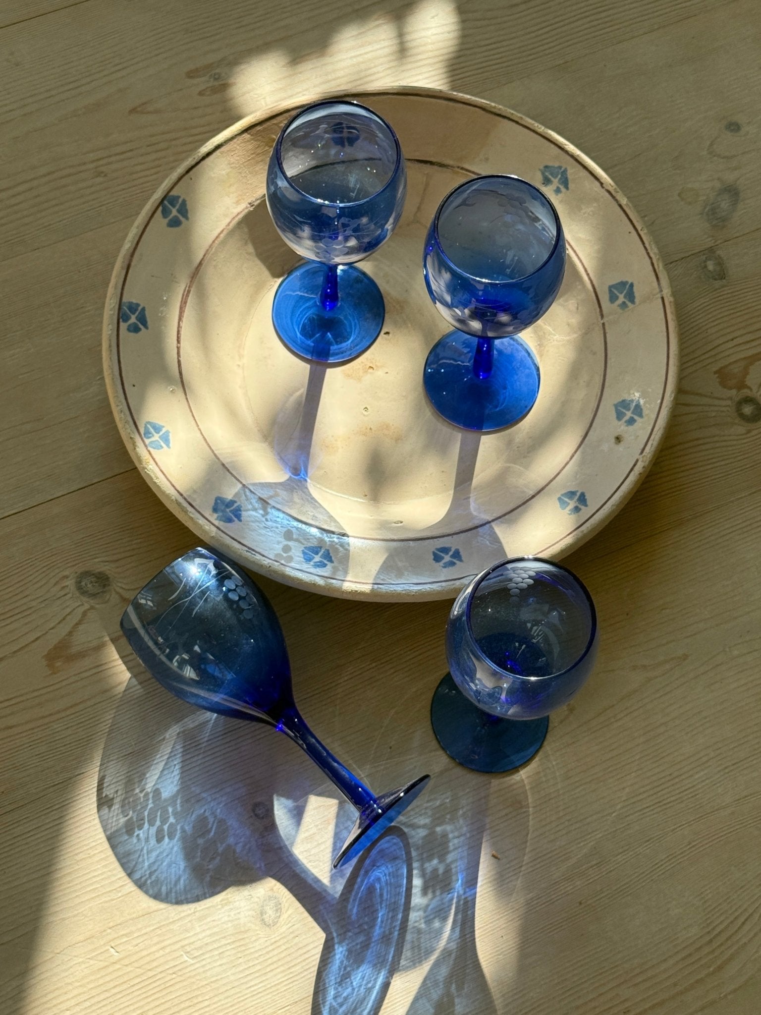 Blue wine glasses (6 pcs) - NEROLI