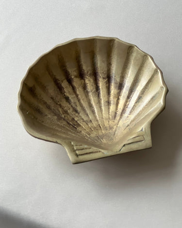 Brass clam dish - NEROLI