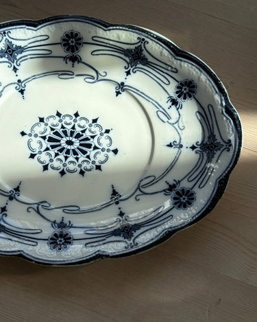 Burleigh platter - NEROLI