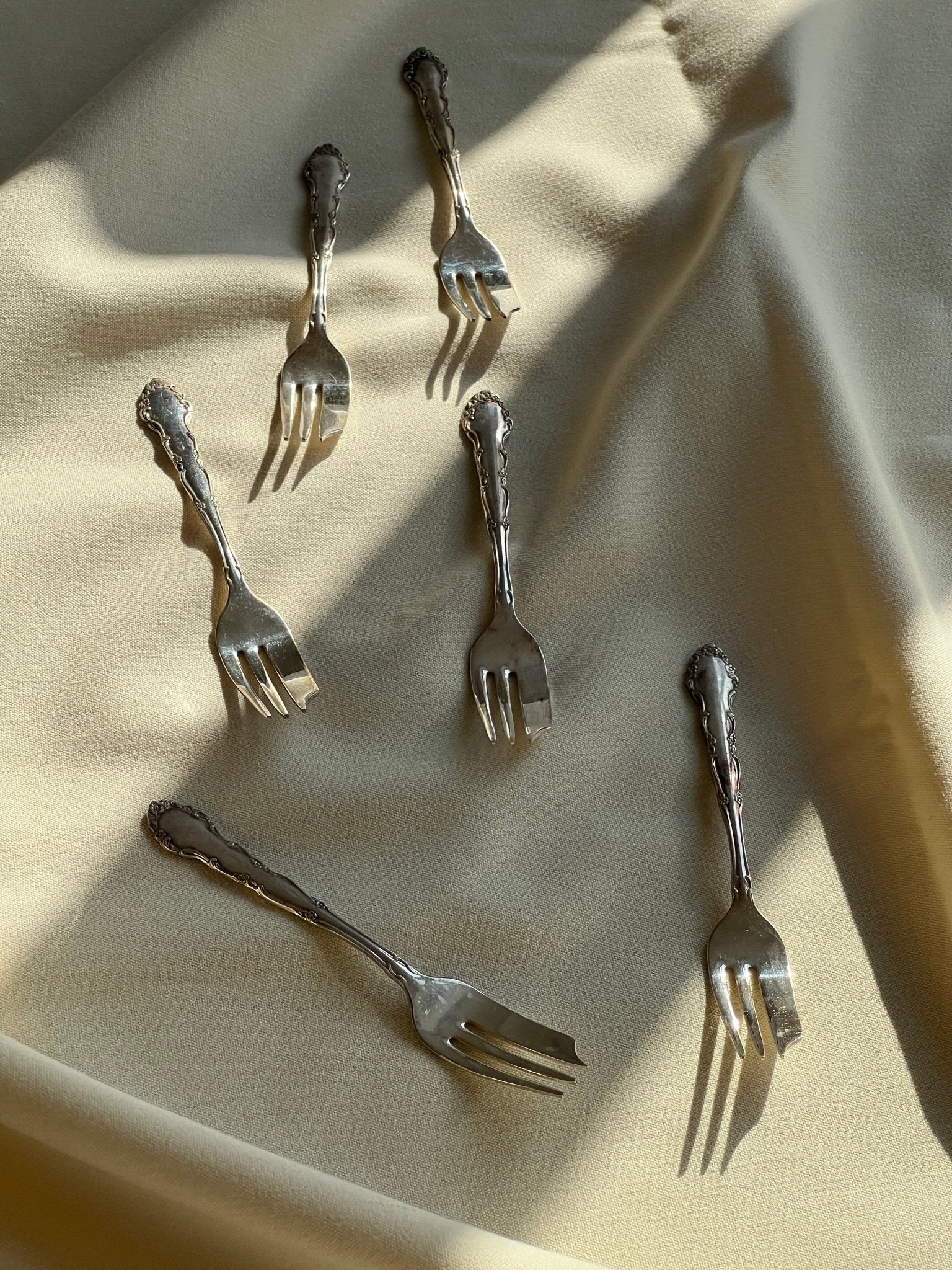 Cake forks (4 pcs) - NEROLI