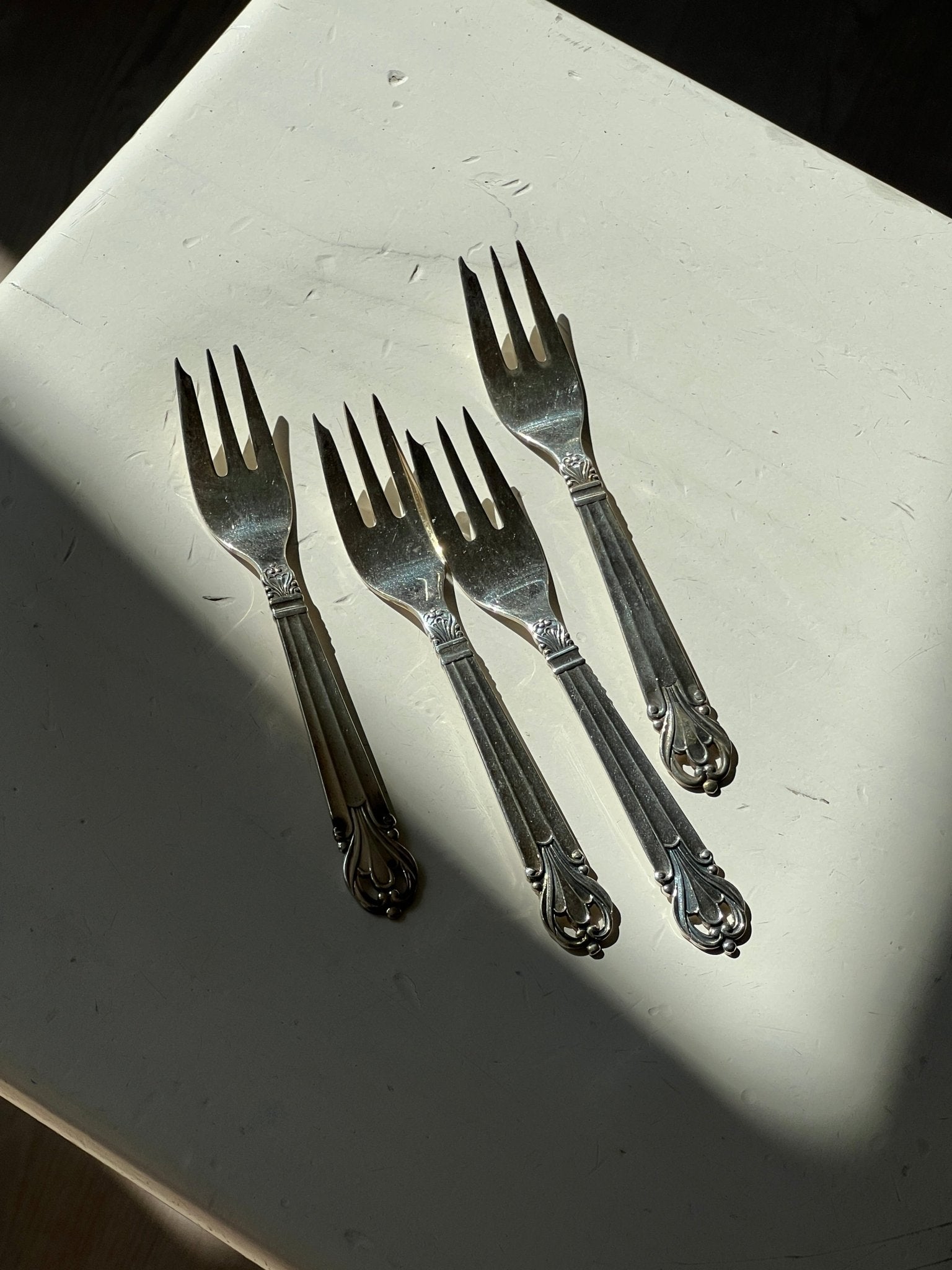 Cake forks (4 pcs) - NEROLI