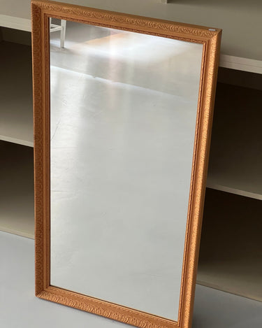 Carved mirror - NEROLI