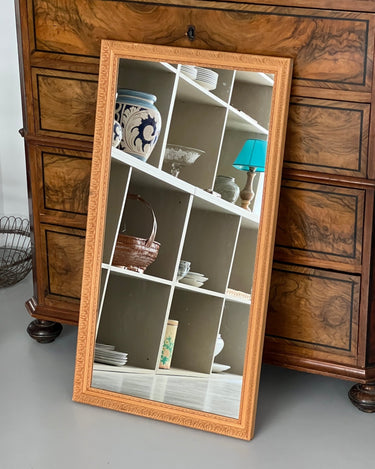 Carved mirror - NEROLI