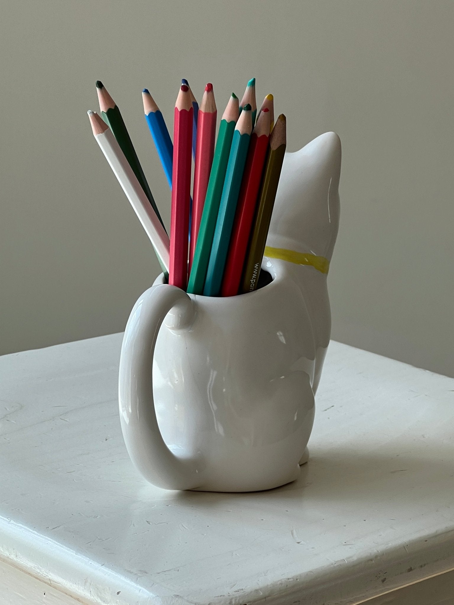 Cat pencil jar - NEROLI
