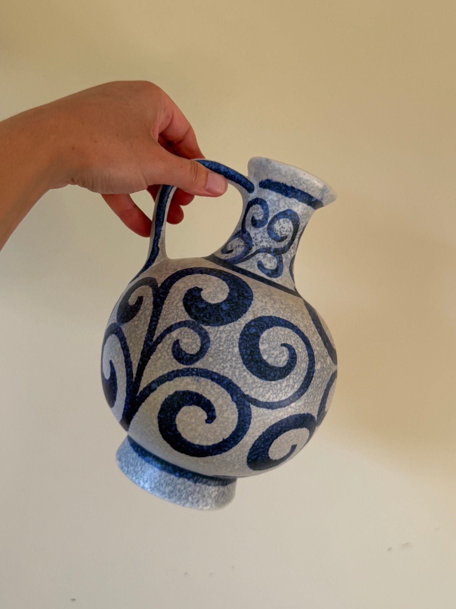 Ceramic pitcher - NEROLI