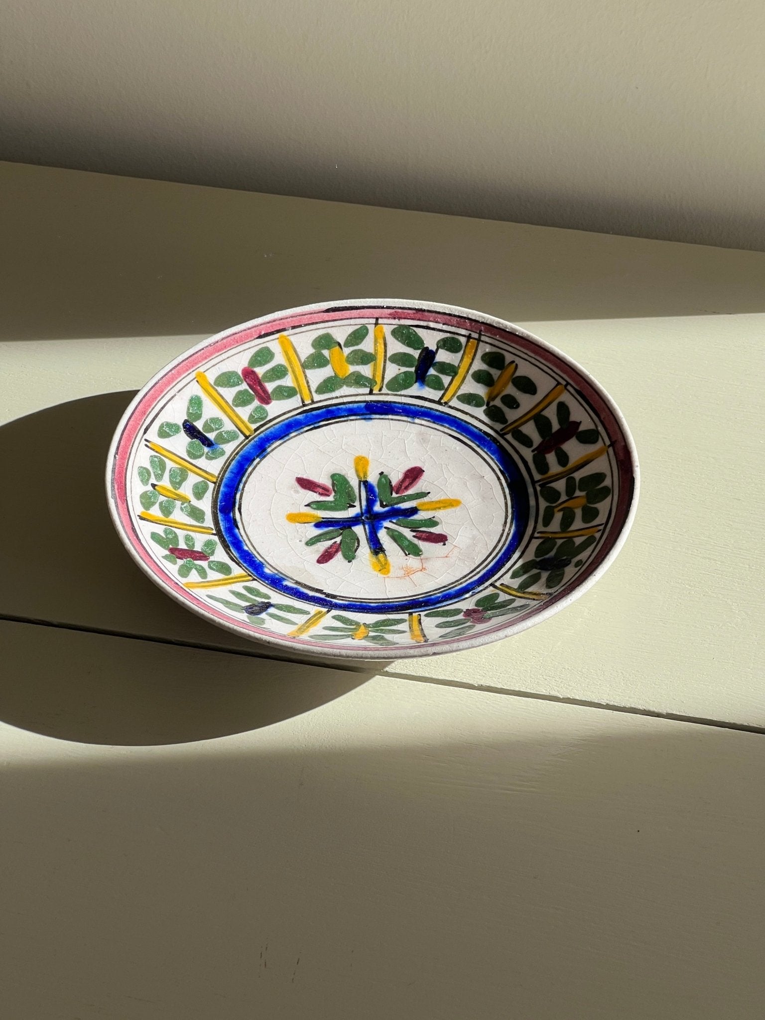 Ceramic wall plate - NEROLI