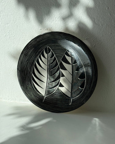Ceramic wall plate - NEROLI