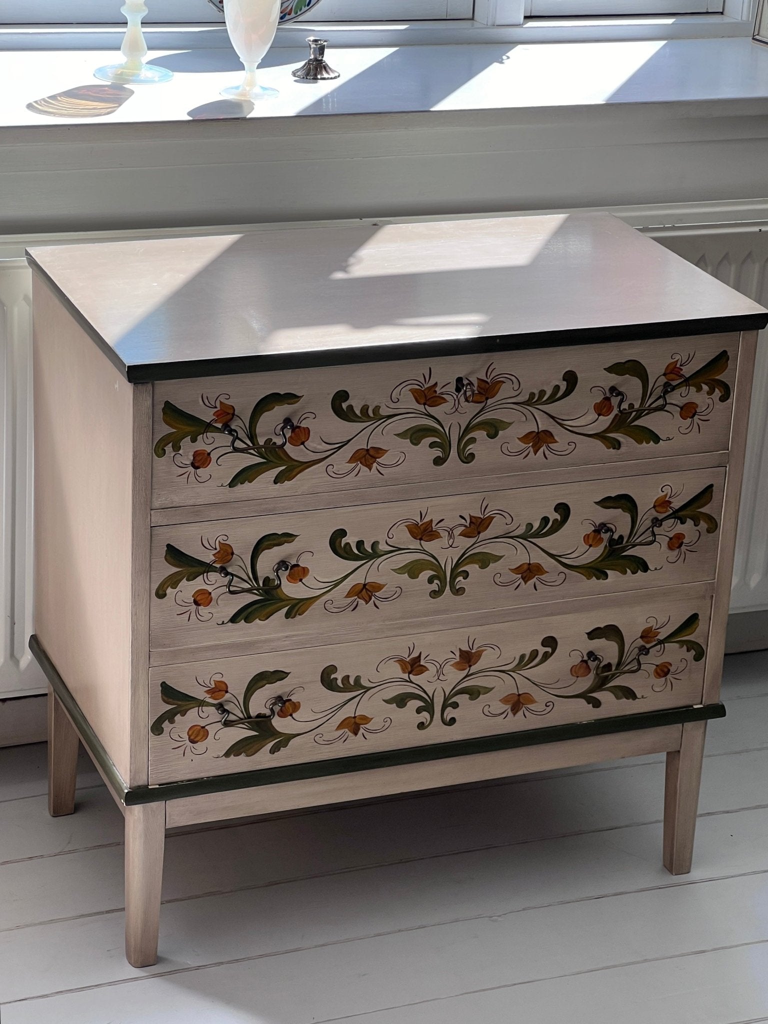 Chest of drawers - NEROLI