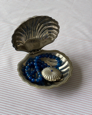 Clam shell jewelry box - NEROLI