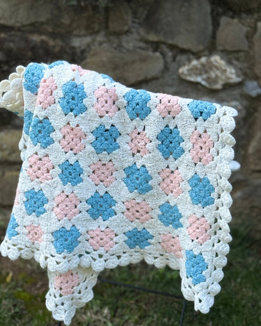 Crochet blanket - NEROLI