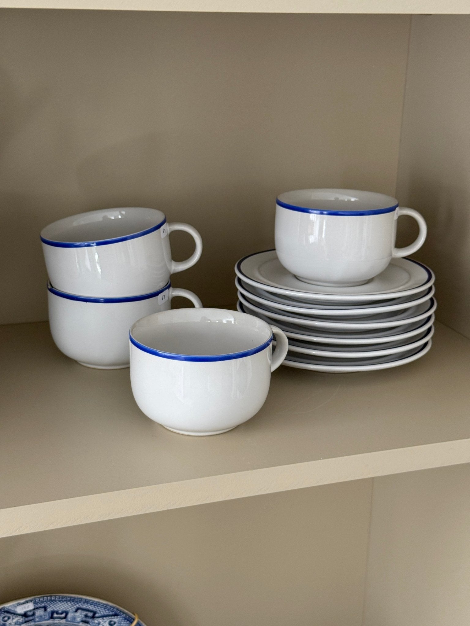 Cups and saucers (4 sets) - NEROLI