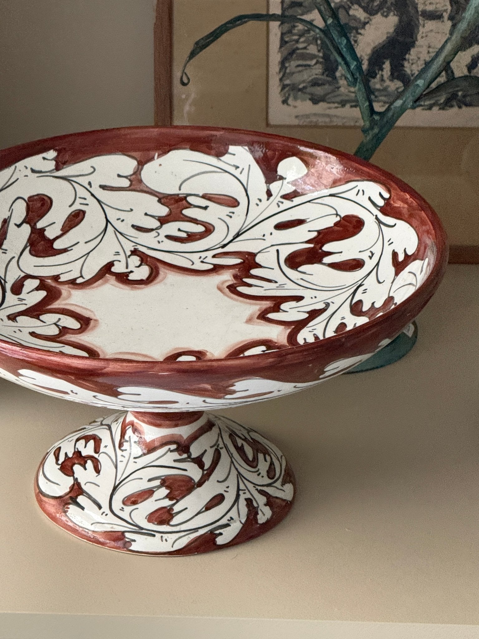 Deruta pedestal bowl - NEROLI