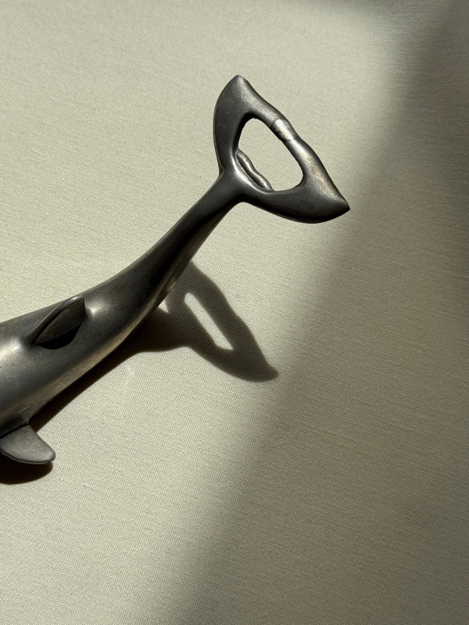 Dolphin bottle opener - NEROLI