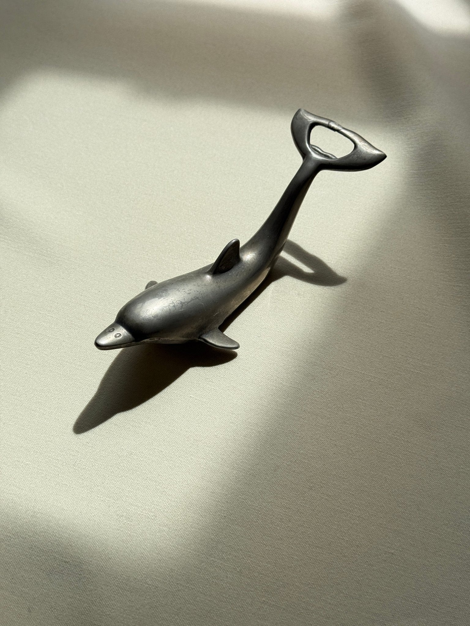 Dolphin bottle opener - NEROLI