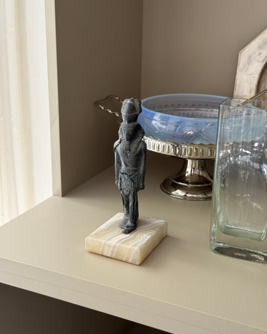 Egyptian pharaoh statue - NEROLI