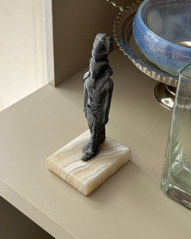 Egyptian pharaoh statue - NEROLI