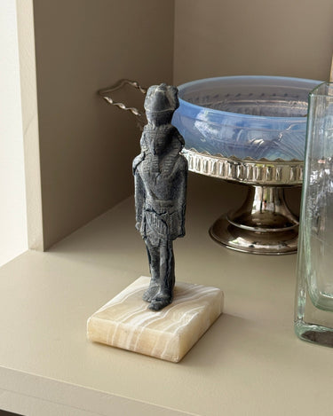 Egyptian pharaoh statue - NEROLI