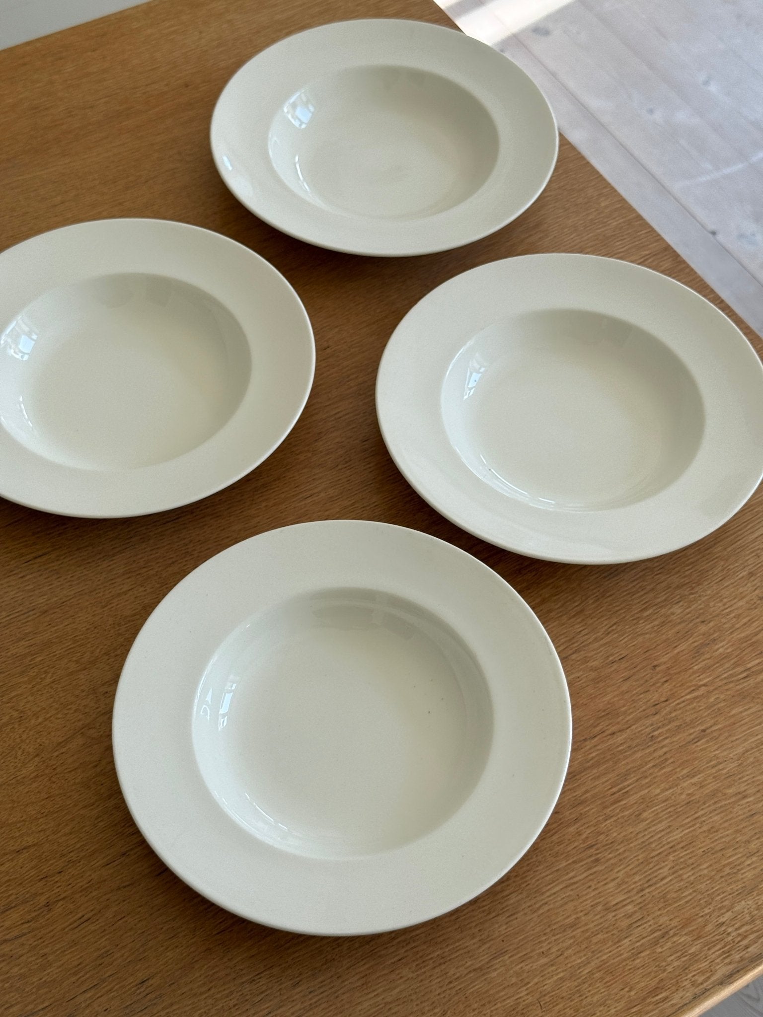 Empire pasta plates (4 pcs) - NEROLI