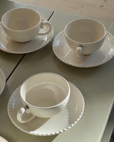 English cups and saucers (5 sets) - NEROLI