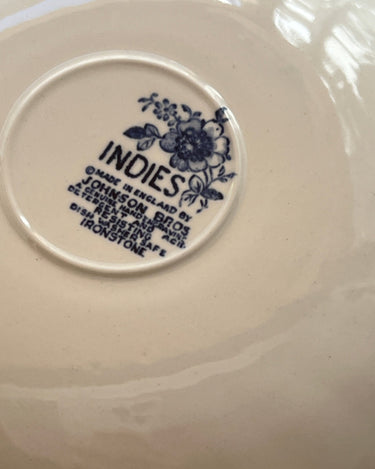 English cups and saucers (7 sets) - NEROLI