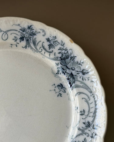 Fausta dinner plates (11 pcs) - NEROLI