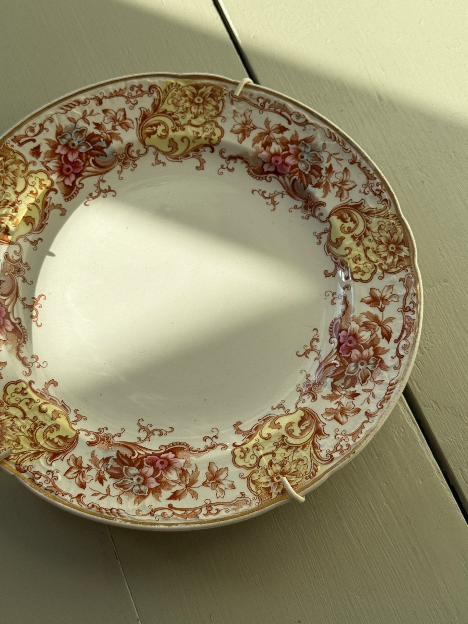 Floral wall plate - NEROLI