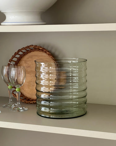 Fluted glass vase - NEROLI