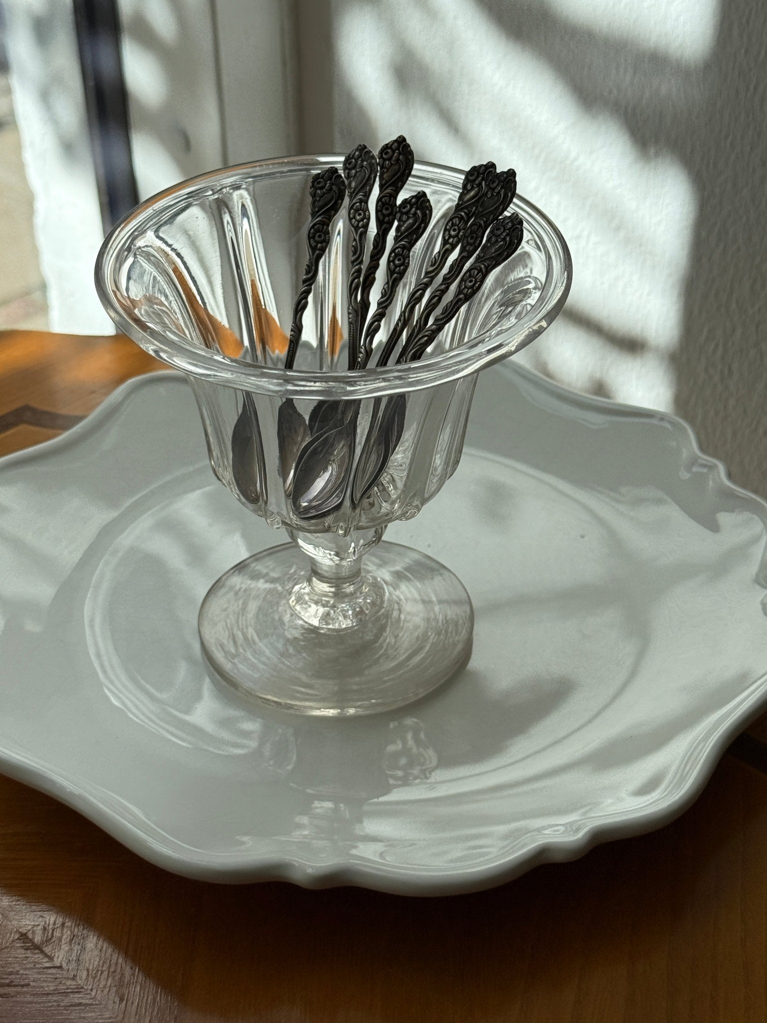 Footed glass bowl - NEROLI