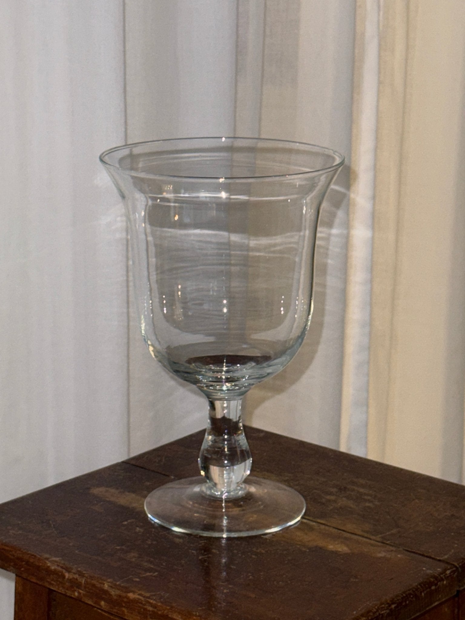 Footed glass vase - NEROLI