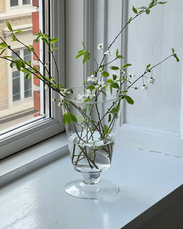 Footed glass vase - NEROLI
