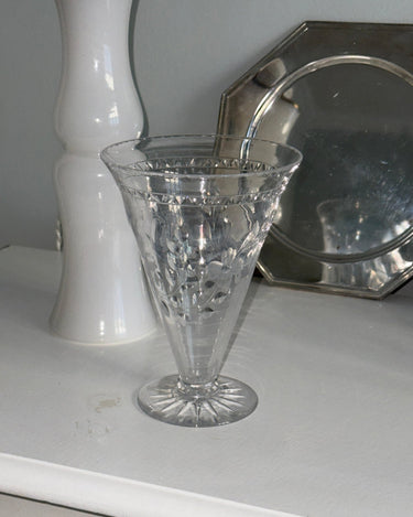 Footed glass vase - NEROLI