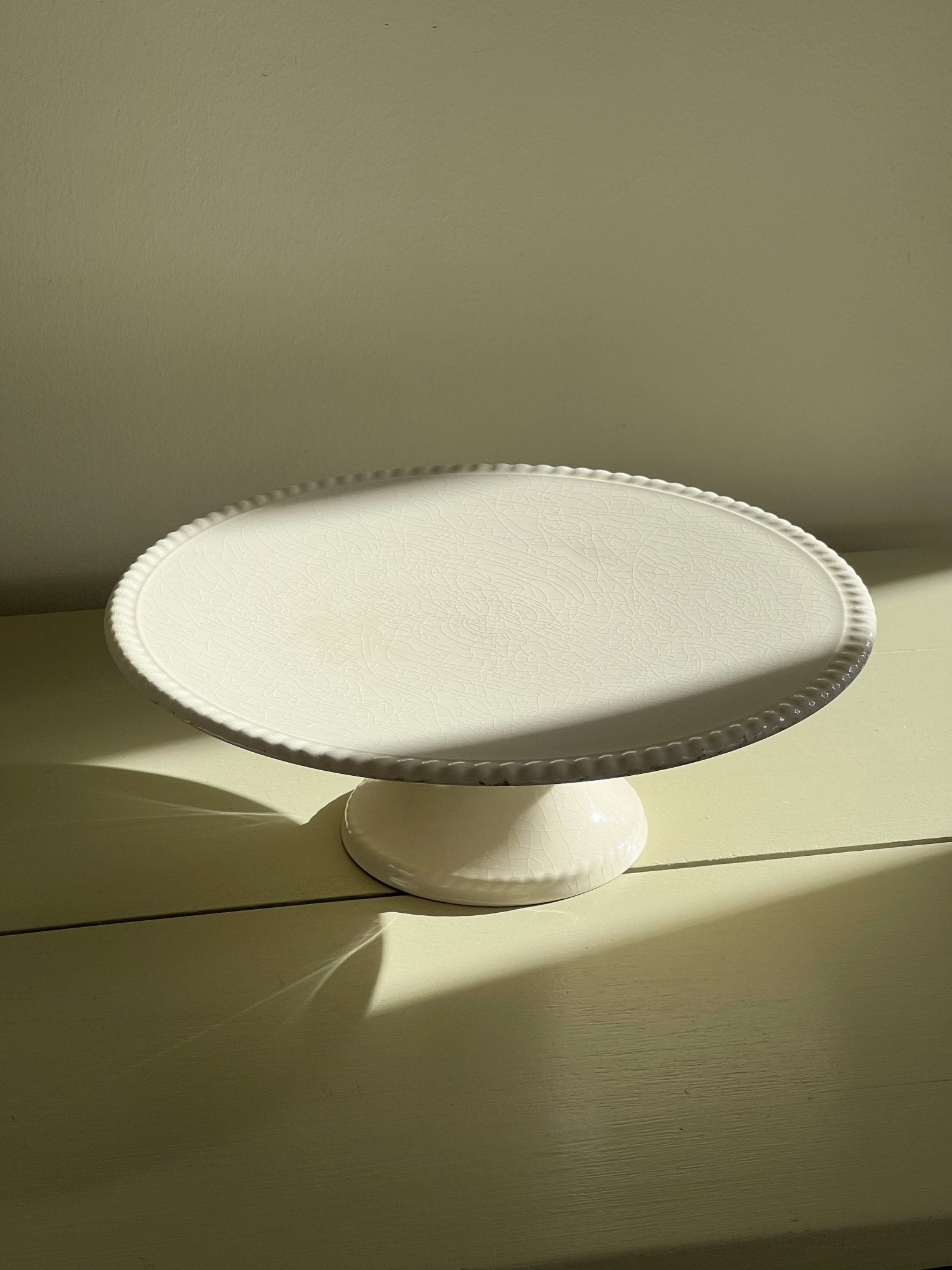 Footed platter - NEROLI