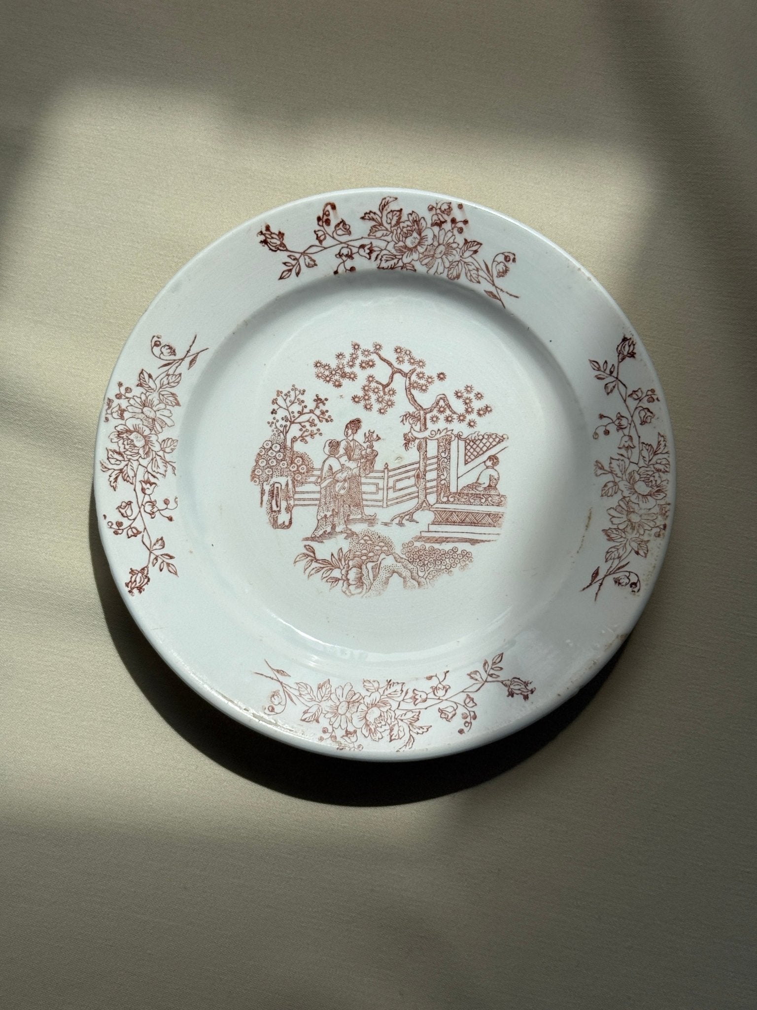 Ginori wall plate - NEROLI