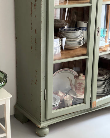 Glass cabinet - NEROLI
