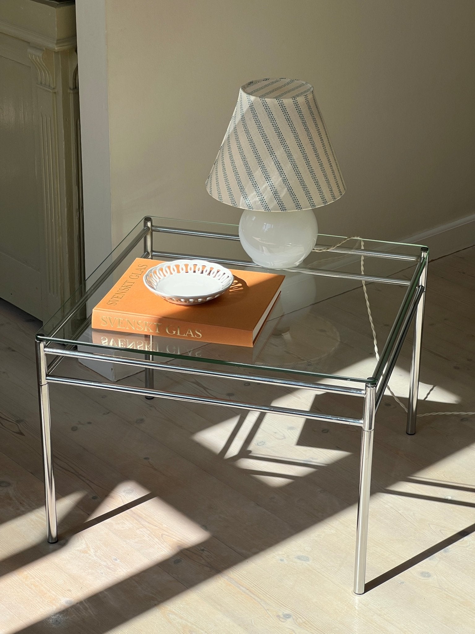 Glass table - NEROLI