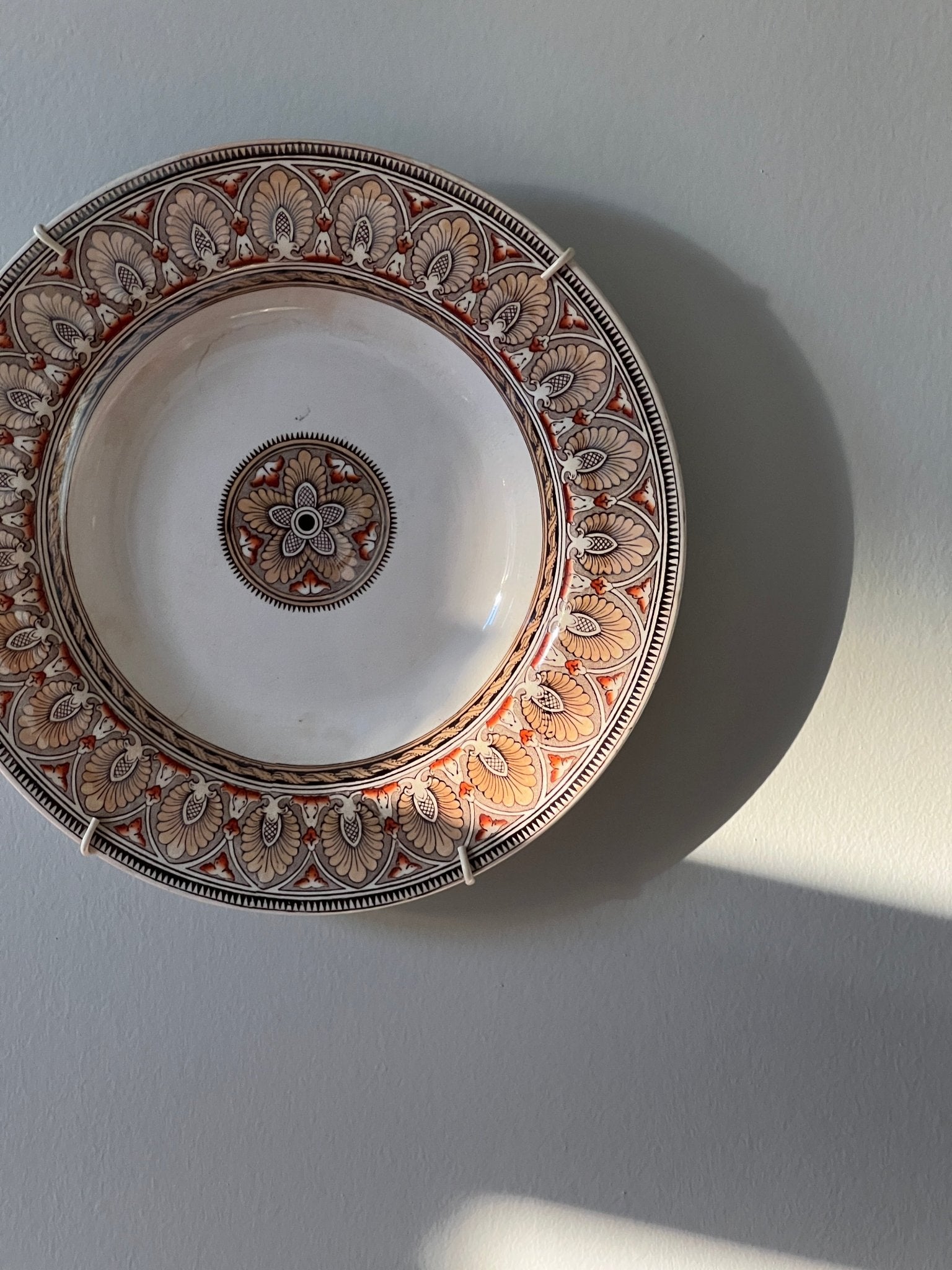 Grecian border wall plate - NEROLI