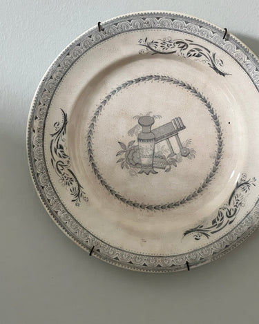 Grecian wall plate - NEROLI