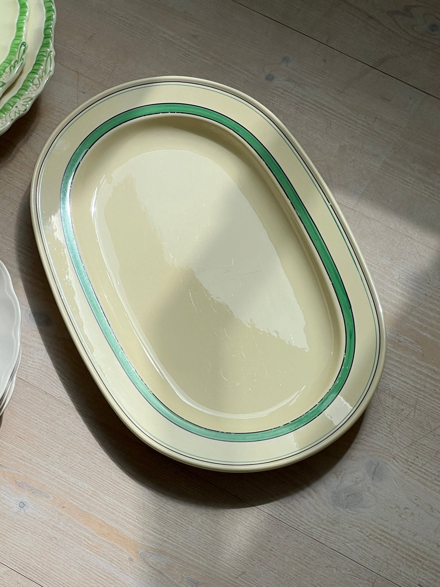 Green stripe platter - NEROLI