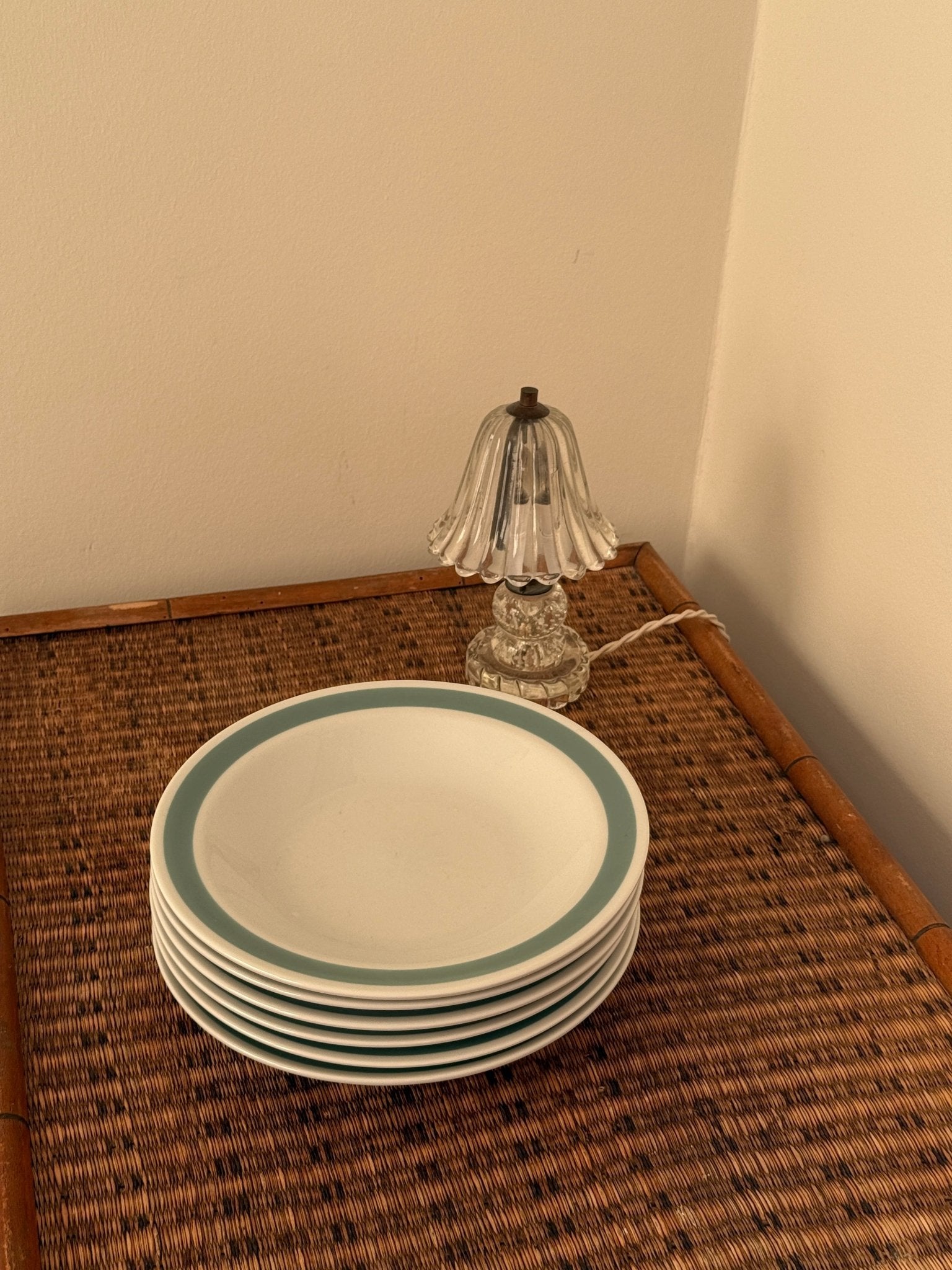 Green striped pasta plates (15 pcs) - NEROLI