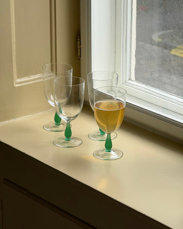 Green wine glasses (12 pcs) - NEROLI