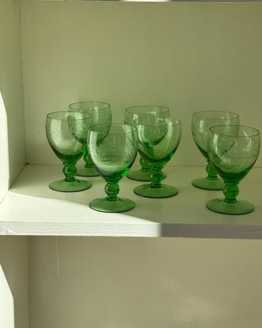 Green wine glasses (12 pcs) - NEROLI