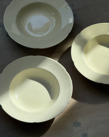 Grindley pasta plates (3 pcs) - NEROLI