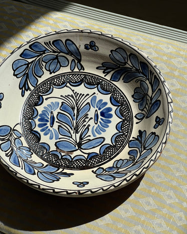 Handpainted ceramic platter - NEROLI