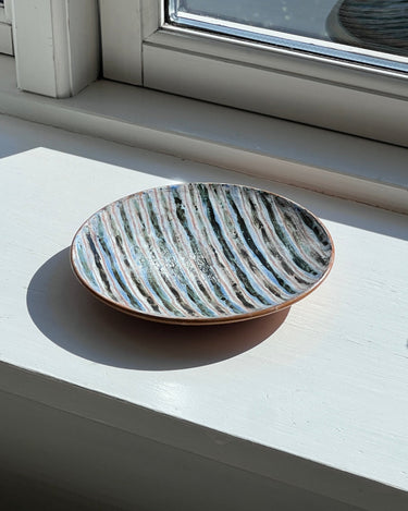 Handpainted wall plate - NEROLI
