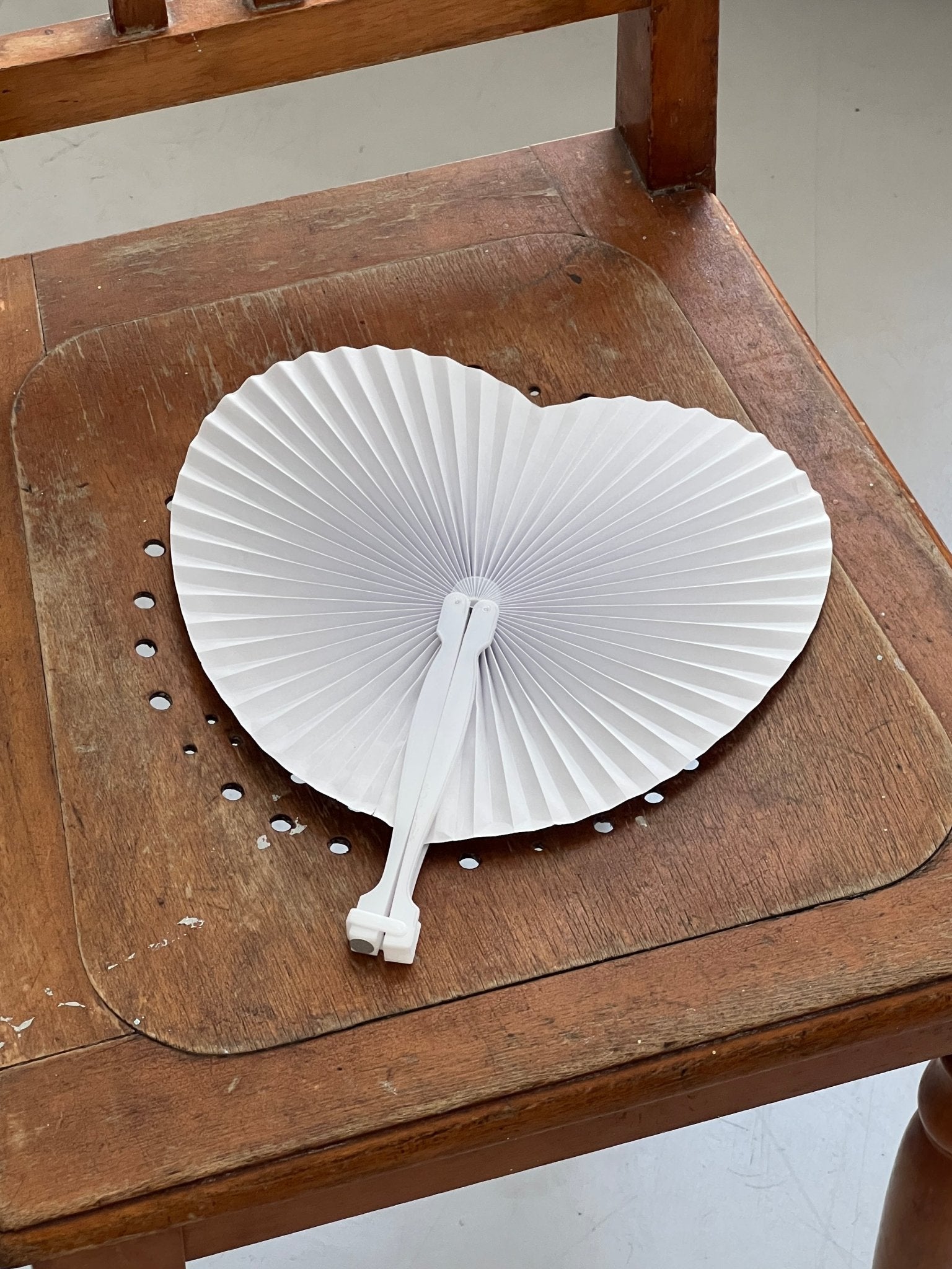 Heart-shaped fan - NEROLI