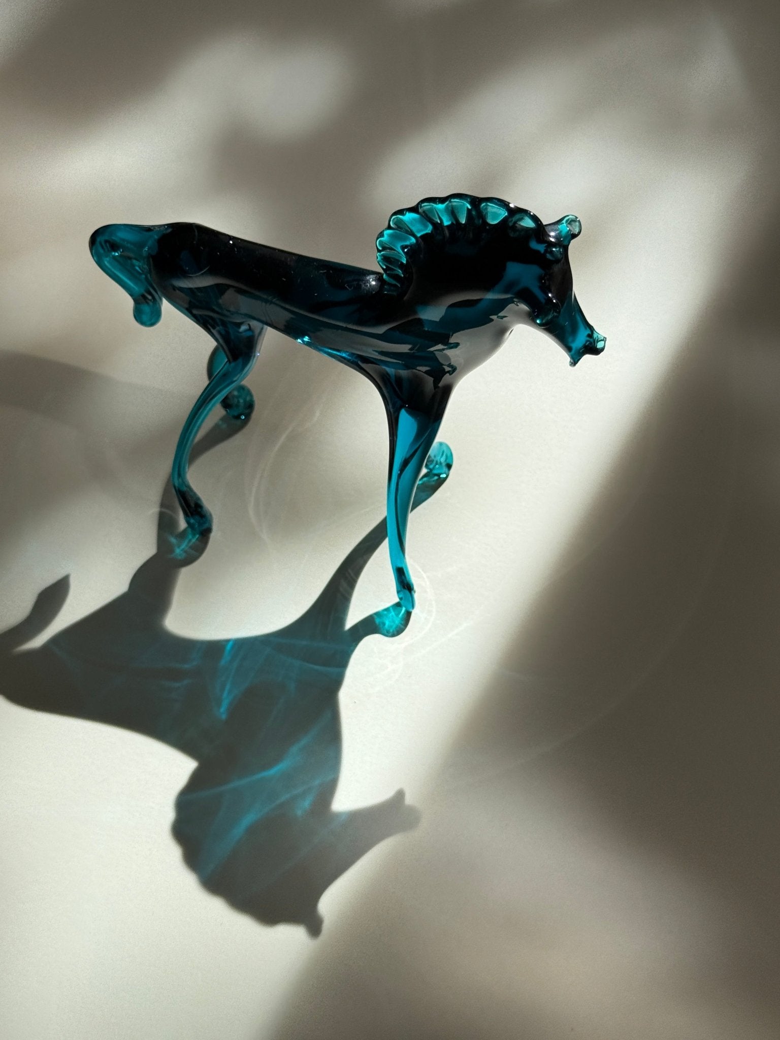 Horse figurine - NEROLI