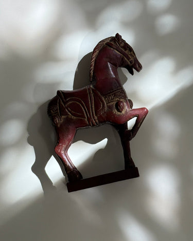 Horse sculpture - NEROLI