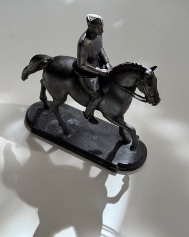 Horse sculpture - NEROLI