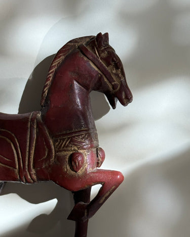 Horse sculpture - NEROLI