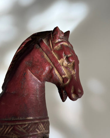 Horse sculpture - NEROLI